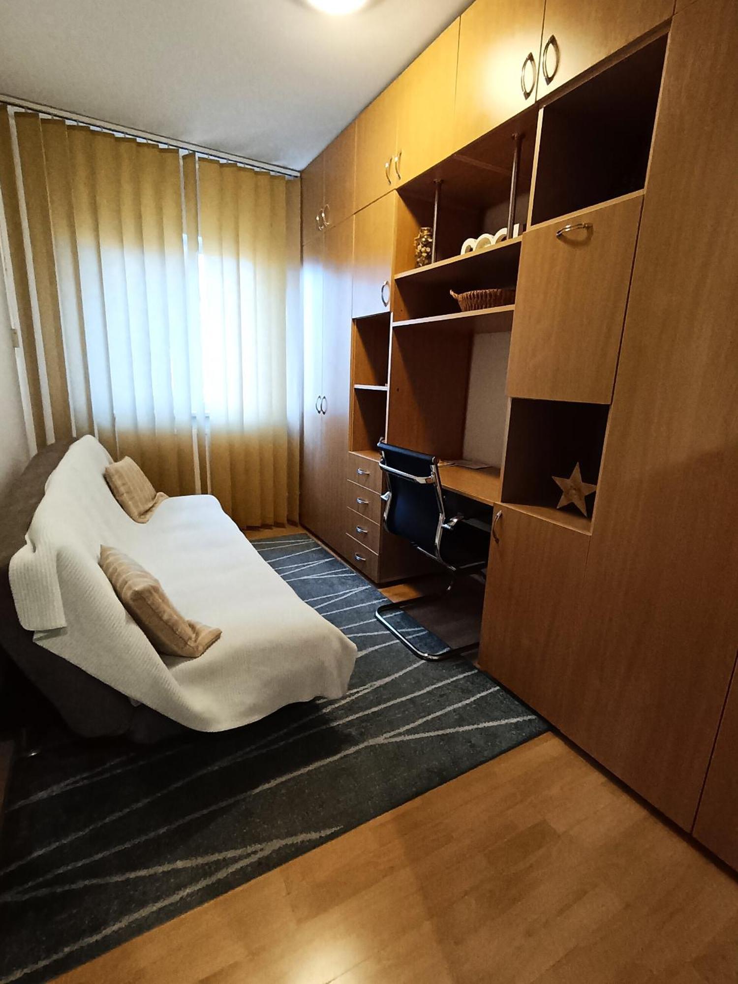Adrian Home 3 rooms apartment Ploieşti Buitenkant foto